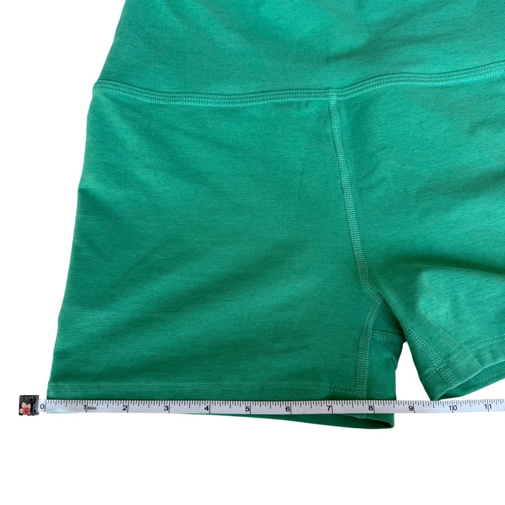Beyond Yoga Green Women's Shorts - Picture 9 of 10